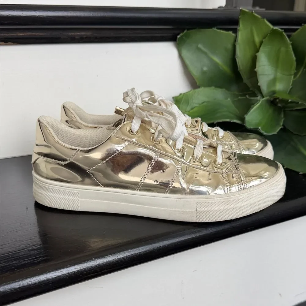 Kidpik Gold Metallic Sneakers Youth 6 Fits Women’s 7.5 Lace Up Side Zip